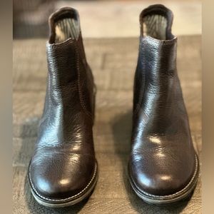 Chelsea boots size 8.5